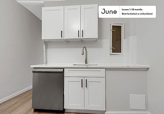 3rd image of 1675 Lexington Ave #12