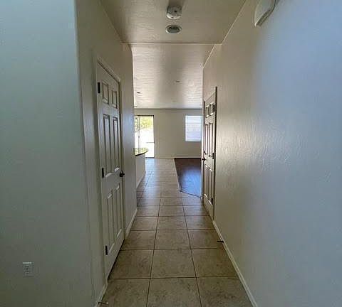 4th image of 10347 S High Bluff Dr