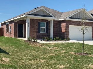 1416 Hamilton St, Howe, TX 75459