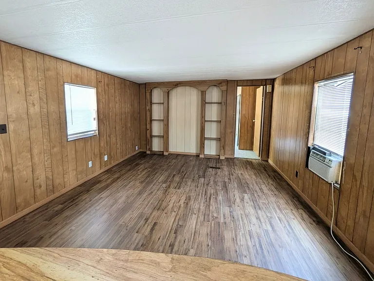 16240 San Pedro Ave — Photo 9