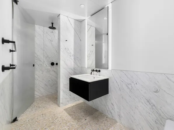 16 West 40th Street 21C image 11 of 12
