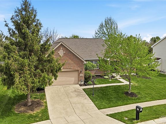 3rd image of 6899 Evergreen Cir