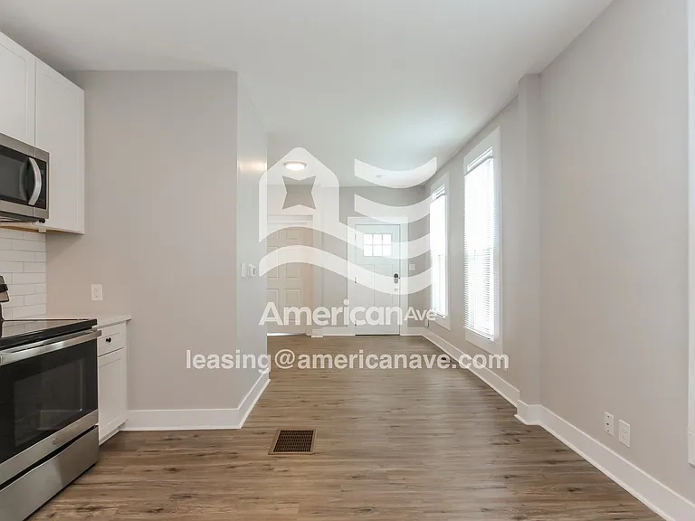 513074_005_wm_-_living_room_12972773.jpg