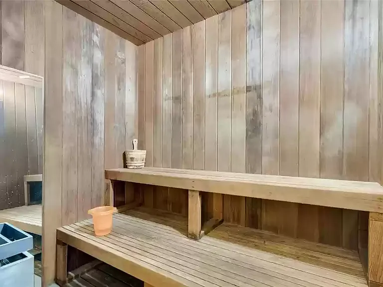 641 W Plantation Blvd — Photo 13