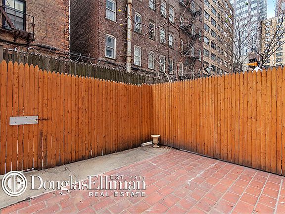 3rd image of 321 E 48th St APT 2B