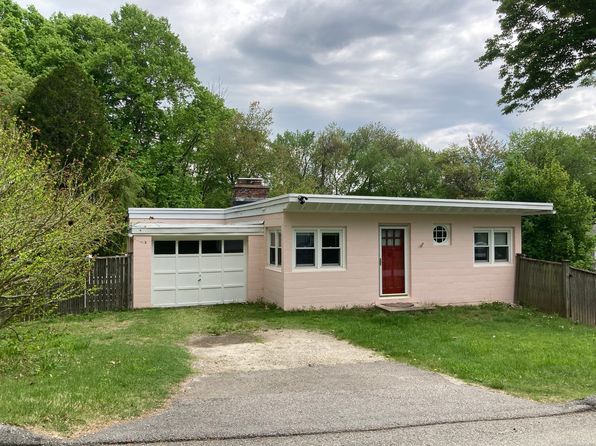 10 Phelps Ln