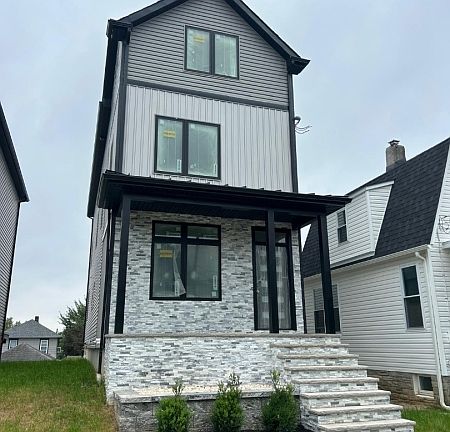 3rd image of 312 Lincoln St