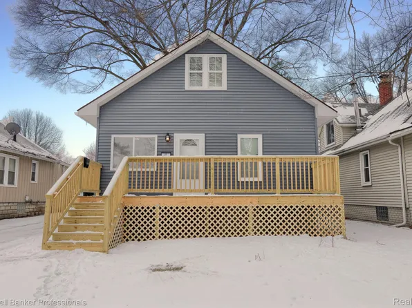 42 Sheridan St, Mount Clemens, MI 48043