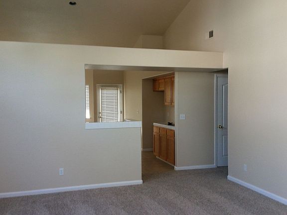 3rd image of 9842 N Woodrow Ave