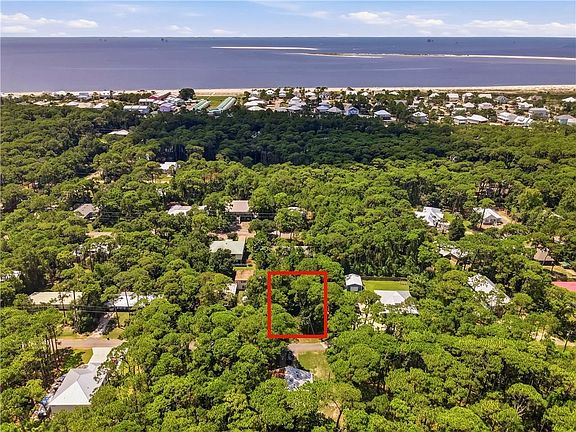 3rd image of 509 Fort Rosalie Pl
