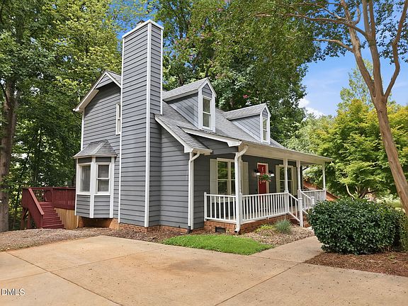 2nd image of 300 Trimble Ave