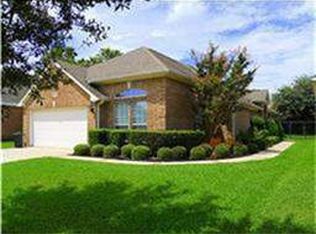 2421 Baycrest Dr, Houston, TX 77058