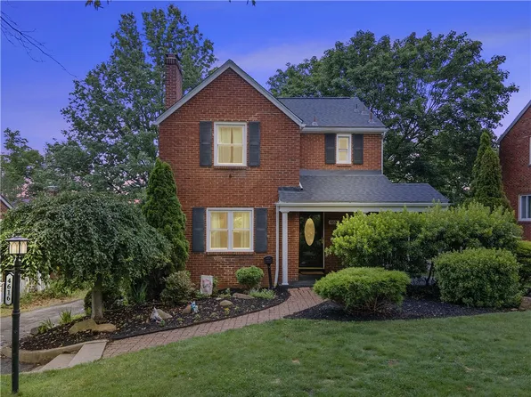 4616 W Barlind Dr, Pittsburgh, PA 15227