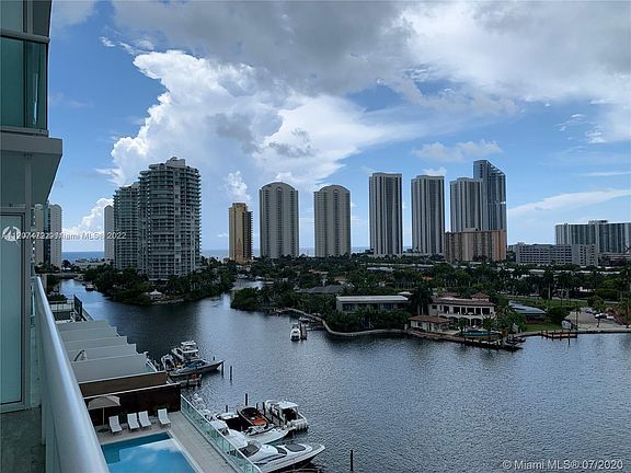 3rd image of 400 Sunny Isles Boulevard Dock #Dry-1007