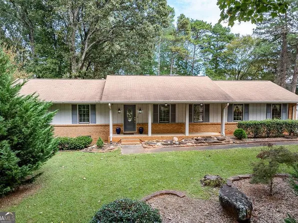 1296 Lake Lucerne Rd, Lilburn, GA 30047