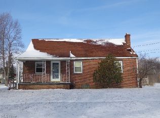 40 E Haywood Ave, Struthers, OH
