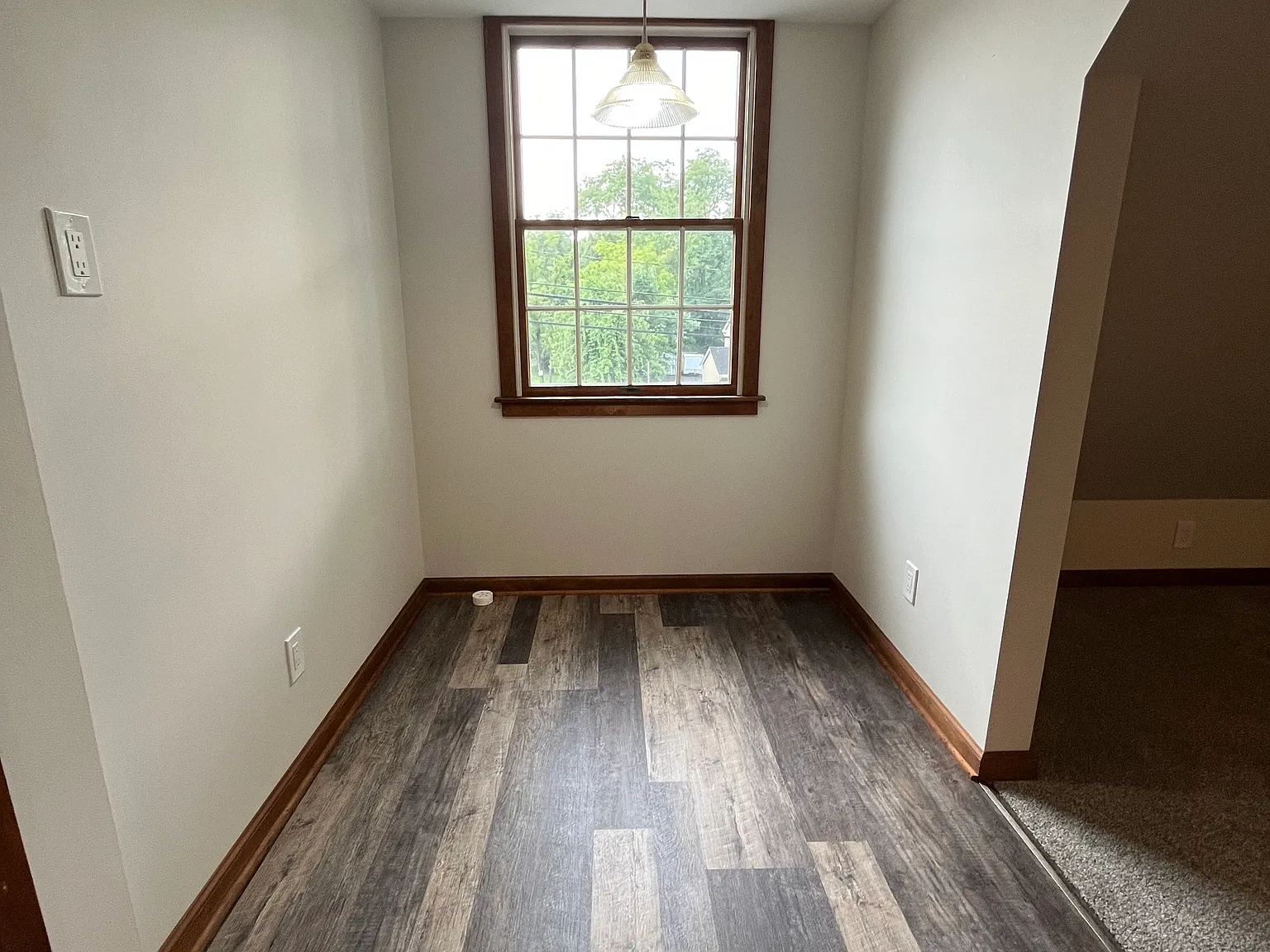 Studio, 702 sqft, $1,900 — Photo 4