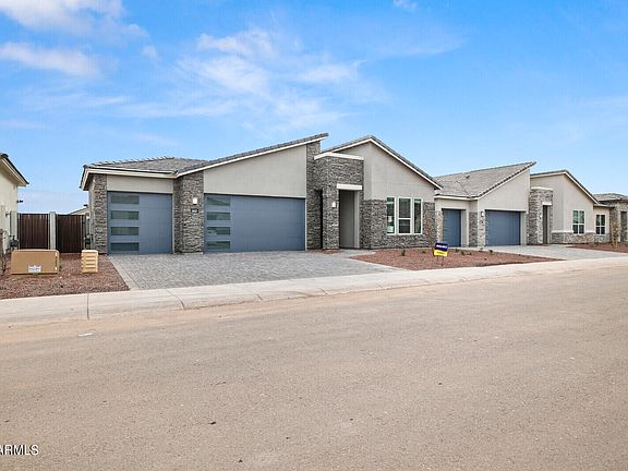 3rd image of 10437 W MELINDA Lane