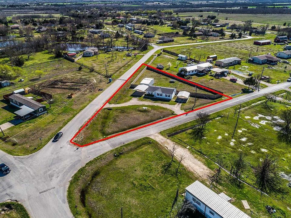 1st image of 501 Green Acres Dr