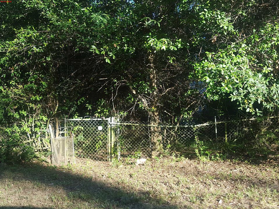2nd image of 3168 E Riverside Dr