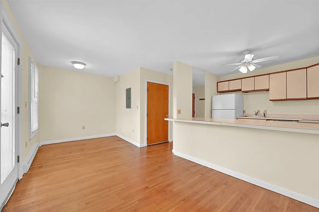 Building Photo - 773 Tremont St #3