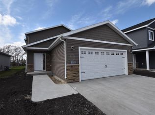 3721 30th St S, Moorhead, MN 56560