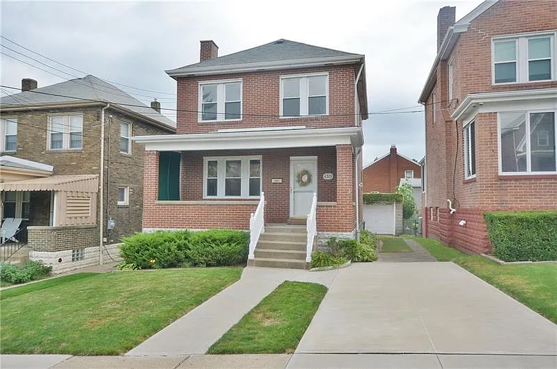4301 Winterburn Ave photo 1