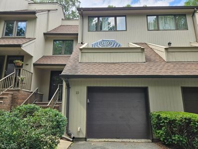 19 Newcastle Ct, Mountain Lakes, NJ, 07046