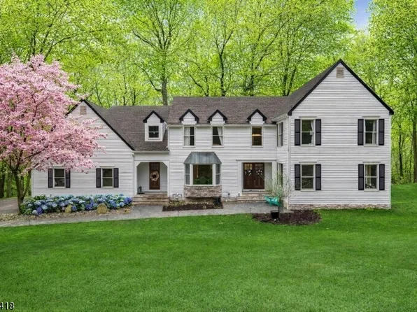 31 Warren Cutting, Chester Twp., NJ 07930