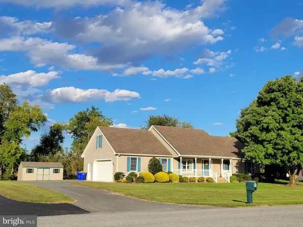 17488 Kingston Dr, Milford, DE 19963