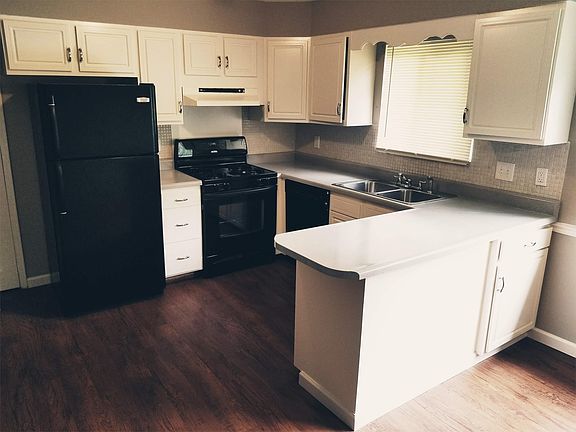 5th image of 11760 El Camara Dr