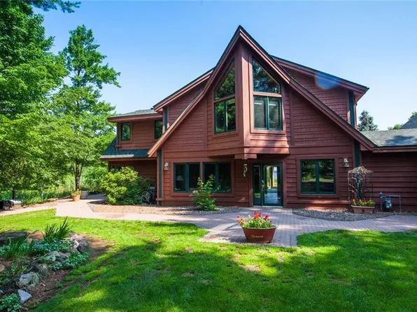 1505 South Lake Drive, Shell Lake, WI 54871