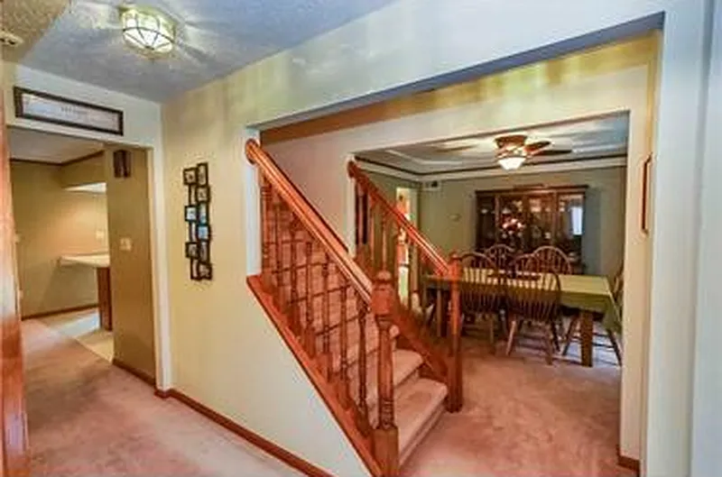 Thumbnail 12