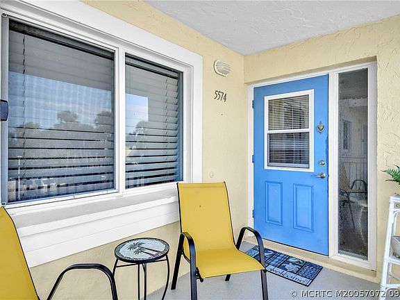 4th image of 5574 NE Gulfstream Way