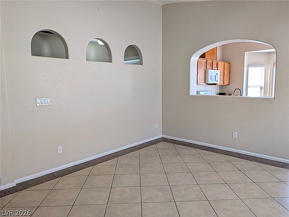 4th image of 6495 Duck Hill Springs Dr