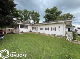 344 Benton St, Lomax, IL 61454