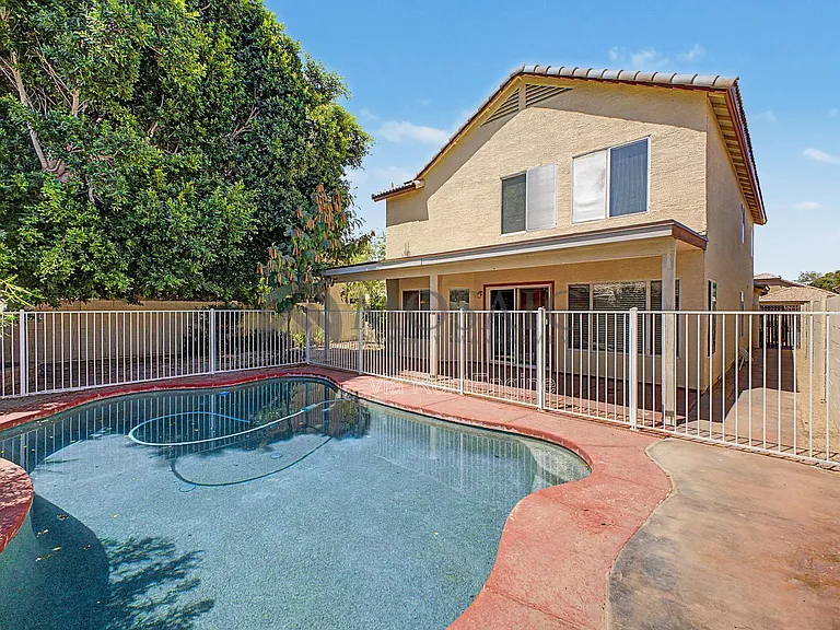 820 N Granada Dr — Photo 37