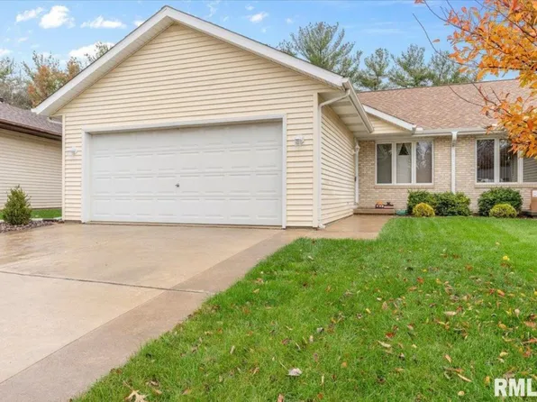 5220 Carlton Dr, Springfield, IL 62703