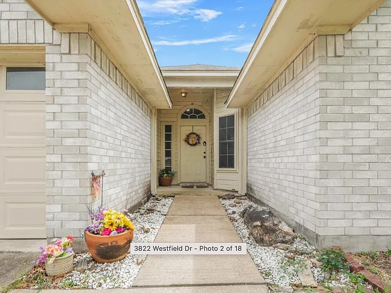 3822 Westfield Dr — Photo 3