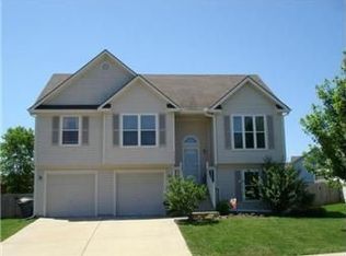 21285 W 125th Ter, Olathe, KS 66061