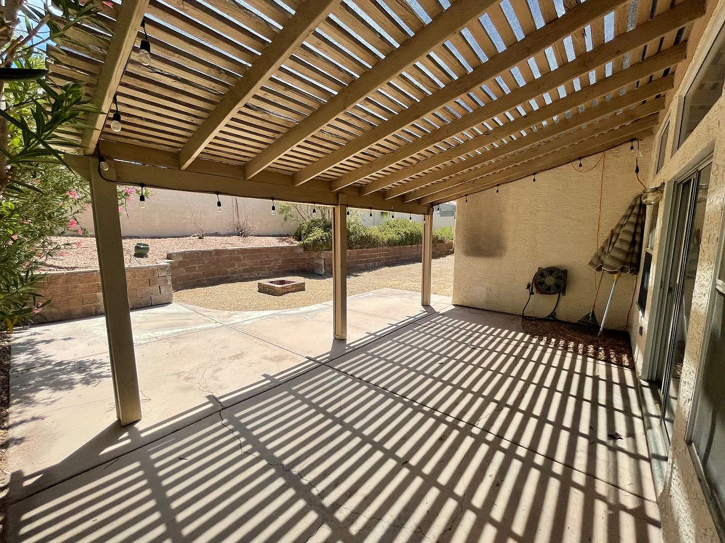 1 Story home in Henderson — Photo 4