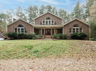 165 Foxcroft Dr, Pittsboro, NC 27312