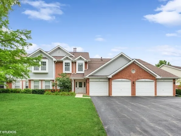 240 Ashbury Ln W APT 6, Roselle, IL 60172