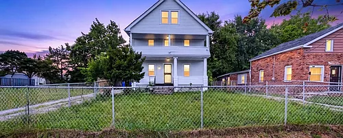 15008 Sylvia Ave Photo 1