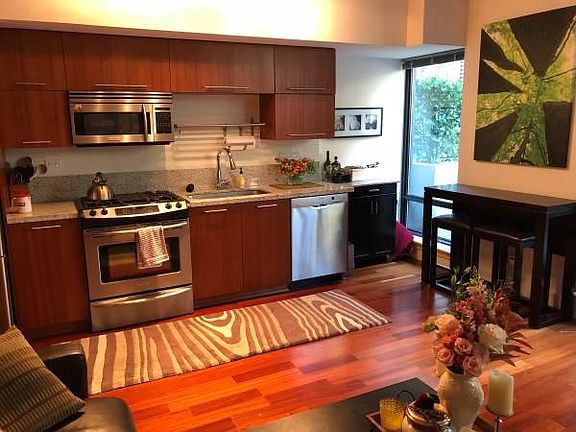 5th image of 2911 2nd Ave Unit 305