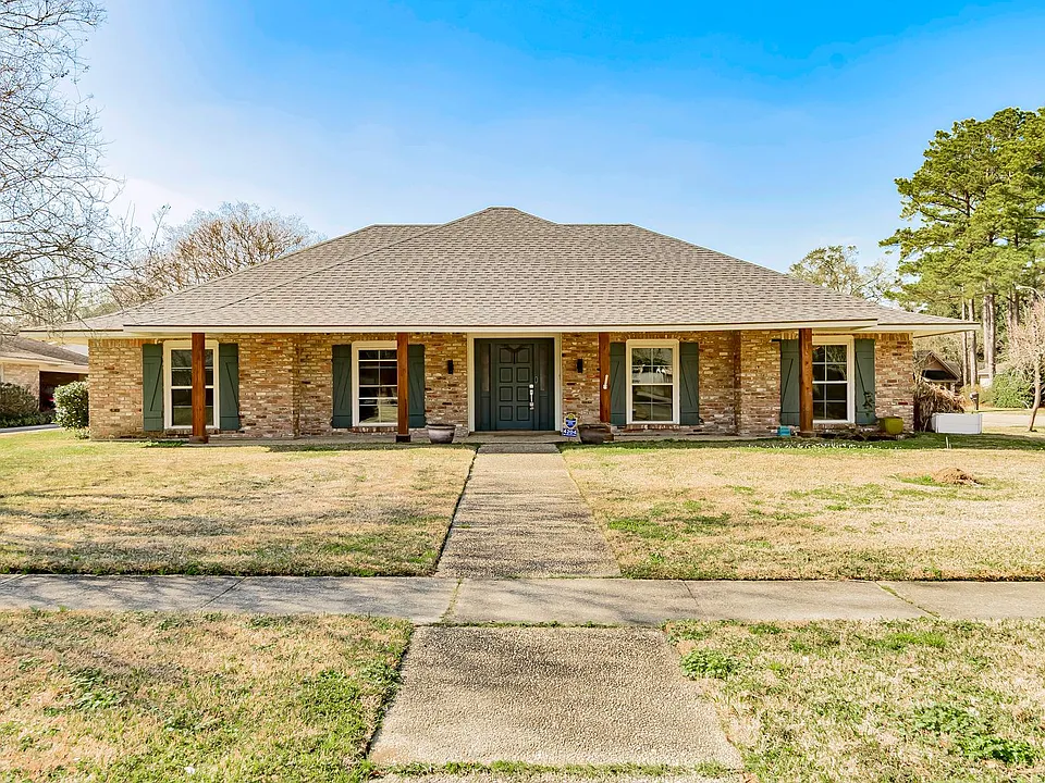 4204 Pine Park Dr