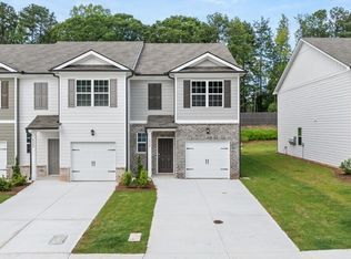 5998 Skylar Dr S, Fulton, GA 30331