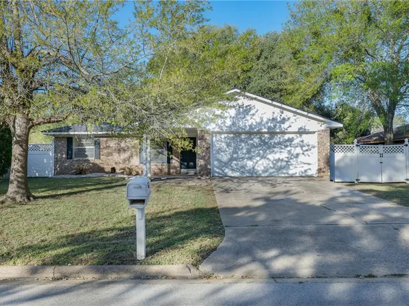 3014 Jennifer Dr, College Station, TX 77845