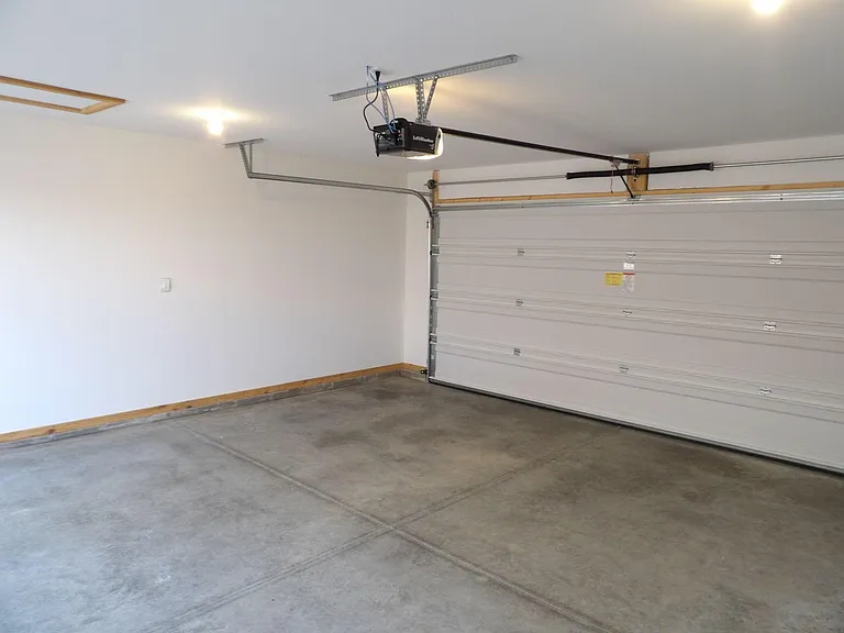 10907 Cole Thompson Ln — Photo 7