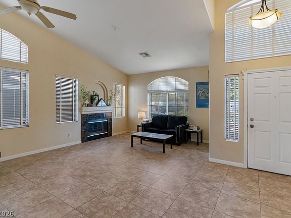 5th image of 1076 Coral Desert Dr